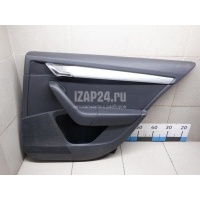 Обшивка двери задней правой VAG Octavia (A7) (2013 - ) 5E9867212