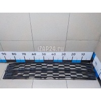 Решетка в бампер центральная VAG Octavia (A7) (2013 - 2020) 5E0853677K9B9