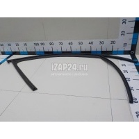 Уплотнитель стекла двери VAG Octavia (A7) (2013 - 2020) 5E0837432A5AP