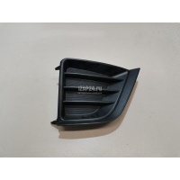 Решетка в бампер правая Toyota Corolla E18 2013 8148102440