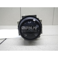 Переключатель отопителя Toyota Corolla E18 2013 5590102170