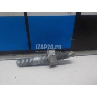 Шпилька Volvo V40/V40 Cross Country (2012 - 2019) 30640976