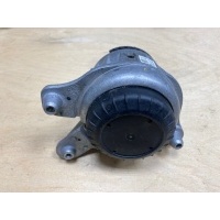 Подушка двигателя Mercedes-Benz C-class W205 2017 A2052406717