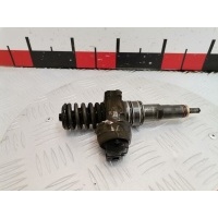 Форсунка дизельная электрическая Volkswagen Golf 5 2005 038130073AS