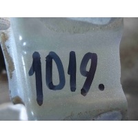 Кронштейн крепления крыла Volkswagen Tiguan 2012 5N0821136