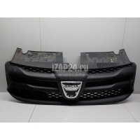 Решетка радиатора Renault Sandero 2014 623103971R