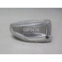 Повторитель на крыло левый белый Renault Logan II 2014 261651140R