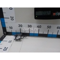 Петля двери багажника Land Rover Discovery Sport 2014 LR088322