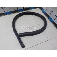 Уплотнитель капота VAG Q7 [4M] 2015 95882372300