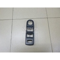 Накладка блока управления стеклоподъемниками Renault Captur (2013 - 2019) 809617810R