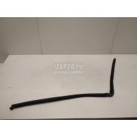 Уплотнитель двери Renault Kaptur 2016 828368103R