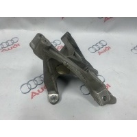 кронштейн двигателя Audi A8 D3/4E 2005 4E0199370AS
