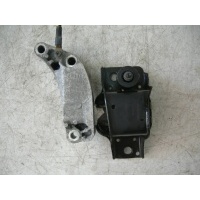 Лапа подушка двигателя nissan qashqai j10 1.6 16v