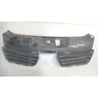 Решетка радиатора Renault Clio 1998-2008 2004 8200272056
