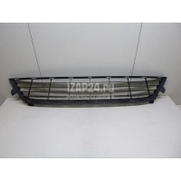 Решетка в бампер центральная Renault Dokker 2012 622547542R