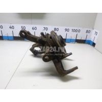 Кулак поворотный передний правый VAG Octavia (1997 - 2000) 1J0407256AJ