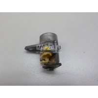Вставка замка двери прав. Hyundai-Kia Carnival (1999 - 2005) 0K53A76910