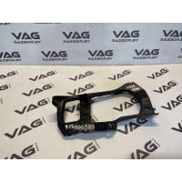 Крепление фары левой Volkswagen Touareg 2 2012 7P6806509
