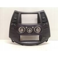 Mitsubishi grandis 03 - панель кондиционера mn157316