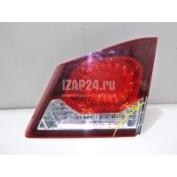 Фонарь задний внутренний правый Honda Civic 4D (2006 - 2012) 34151SNBJ51