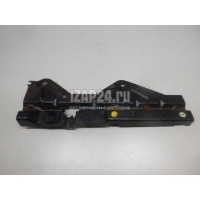 Кронштейн (сопут. товар) Land Rover Discovery III (2004 - 2009) EPE500154