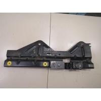 Кронштейн (сопут. товар) Land Rover Discovery III (2004 - 2009) EPE500144