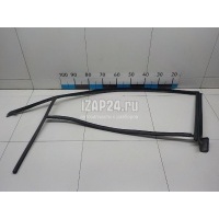 Уплотнитель стекла двери VAG A8 [4E] (2002 - 2010) 4E0837440L