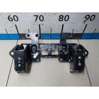 Петля крышки багажника Renault Megane II (2003 - 2009) 8200220676