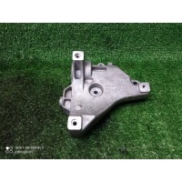 кронштейн генератора Tiguan 2007-2011 03C903143B