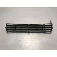 Заглушка (решетка) в бампер передний Audi A6 C5 (S6,RS6) 1998 4B0807683F