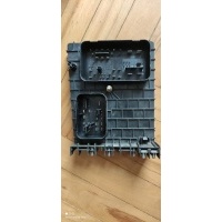 Volkswagen oe 1k0937124h блок предохранителей
