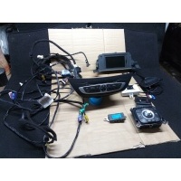 В сборе навигация лагуна iii tomtom 281150858r