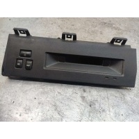 Дисплей Renault Safrane 2 1996 7700413526