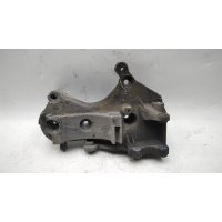 Кронштейн генератора renault Logan II 2014> 688300553R