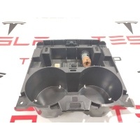 Корпус подстаканника центральной консоли Tesla Model Y 2020 1095617-00-C