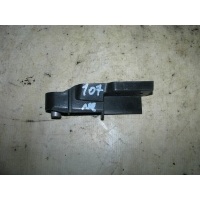 кронштейн переднего бампера Audi A6 (C6 4F) 2004-2011 2008 4F0807771