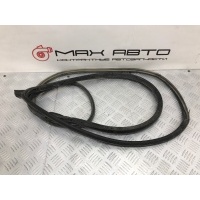 уплотнитель двери Toyota Vitz SCP10 2000 6786252010