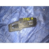 крепление бампера VOLKSWAGEN PASSAT 3B6 3B0807184E