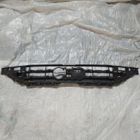 Крепление решетки декоративная audi a8 d4 4n0 4n0807233c