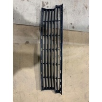 Renault oe 622543518r решётка вентиляции , бампер