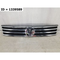 Решетка радиатора Volkswagen Touareg II Рест. (2014-2018) 7P6853651L ZLL