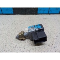 Датчик включения стопсигнала Hyundai-Kia Elantra (2000 - 2010) 9381038000