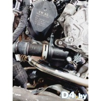 Фланец (тройник) системы охлаждения Volkswagen Jetta 2008 03l121132