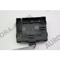 Блок комфорта передней двери RH Audi Q7 4M 2015 4M0959792E
