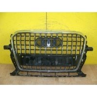 Решетка радиатора Audi Q5 I Рест. (2012-2017) 8R0853651S T94