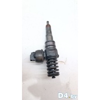 Форсунка Volkswagen Passat 2005 038130073bc