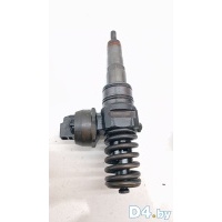 Форсунка Volkswagen Passat 2005 038130073bc