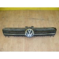 Решетка радиатора Volkswagen Golf VII (2012-2017) 5G0853651A ZLL