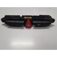 Kia ceed i хэтчбек 5d кнопка аварийных 937001h900