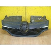 Решетка радиатора Renault Sandero II (2013) Stepway 2013 623105727R